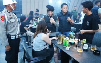 Cegah Peredaran Narkoba, Polda Sumut dan TNI Gelar Razia Humanis di THM Black Owl Medan