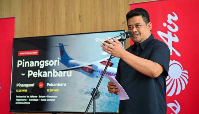 Resmikan Rute Pinangsori–Pekanbaru, Gubernur Bobby Minta Harga Tiket Terjangkau