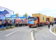 Gubernur Bobby Dampingi Kapolri Lepas Bantuan untuk Korban Bencana di Sumatera