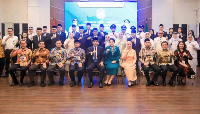 Rico Waas Beri Deadline 6 Bulan bagi Pejabat Yang Baru Dilantik Eselon II, III dan IV Untuk Tunjukkan Perubahan