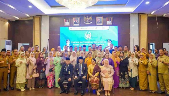 Rico Waas Lantik Erfin Fahrurrazi sebagai Penjabat Sekda, Minta Percepat Kinerja OPD Tanpa Langgar Aturan